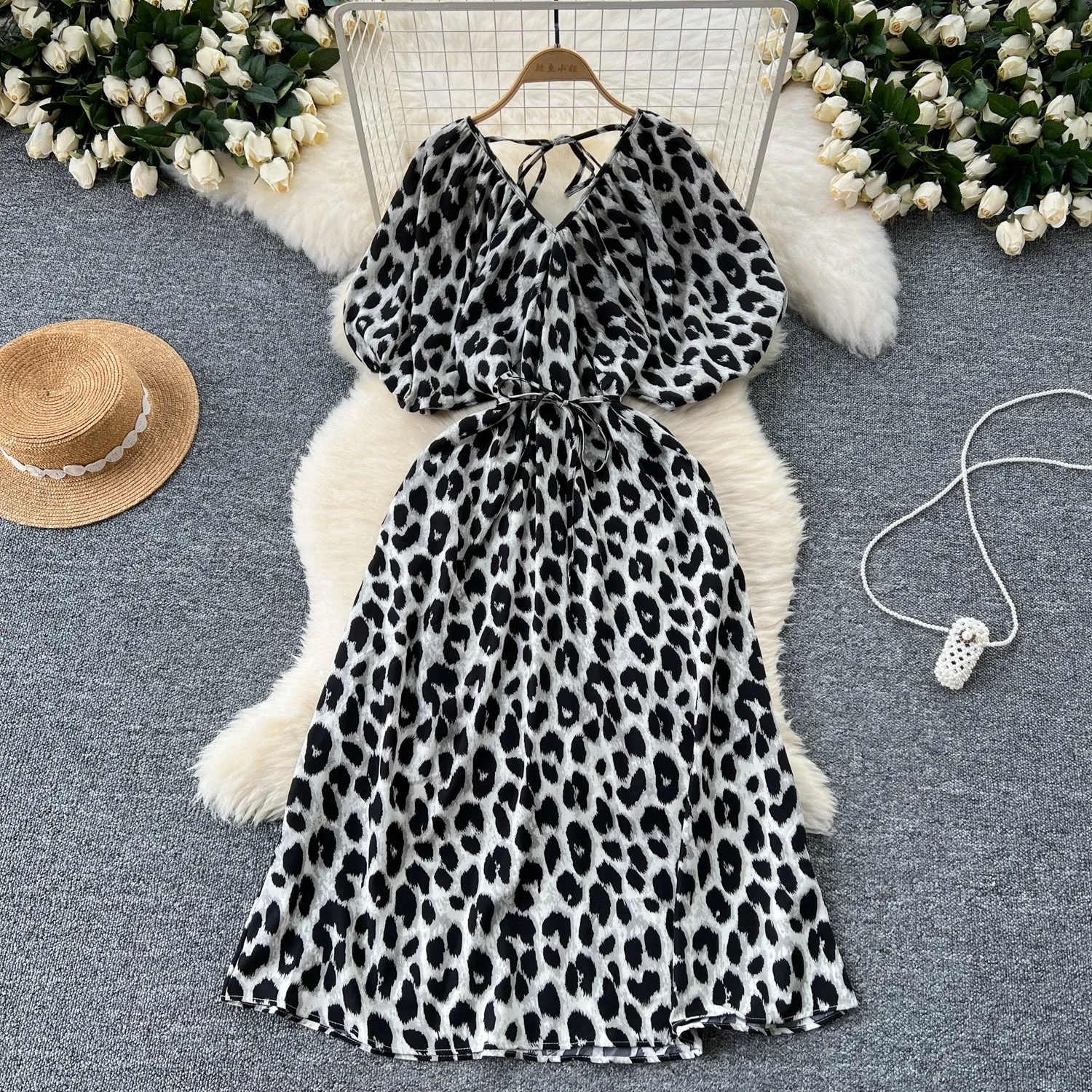 V-neck Pattern Printed Vintage Dress